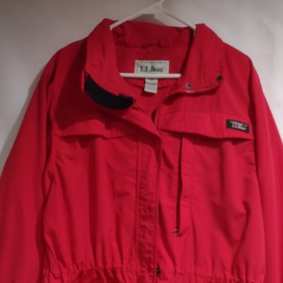 L. L. BEAN RED NYLON UTILITY WINDBREAKER JACKET HOOD POCKETS INNER DRAWSTING L - Picture 2 of 16